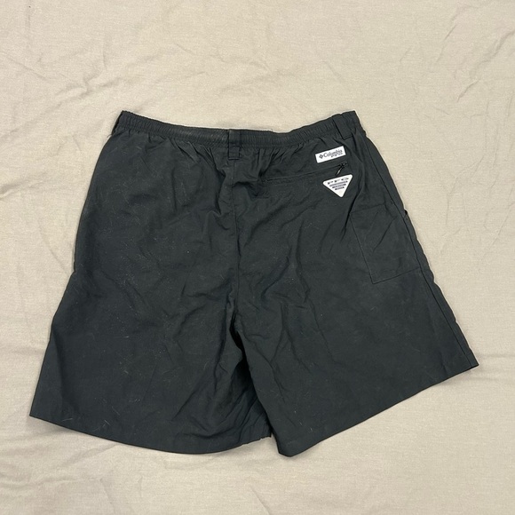 Columbia Black Mesh-Lined Swim Shorts - Picture 2 of 5